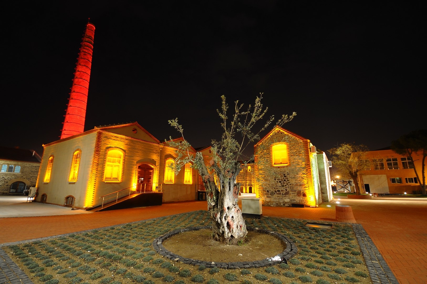 İzmir Tarihi Havagazı Fabrikası Restorasyon Yapım İşi